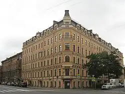 Английский 29, Союза Печатников 28