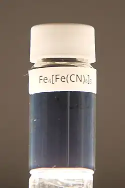 Виала с берлинской лазурью