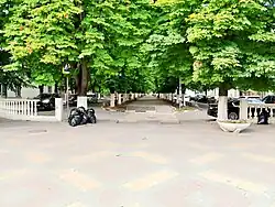 Бульвар на проспекте Клименко