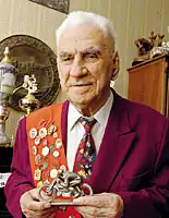 Владимир Иванович Карнеев у себя дома