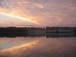 Закат на реке