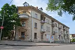 Типичная жилая застройка холма, (ул. Советская, 34)