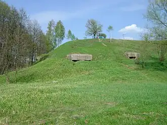 Два пулемётных каземата ДОТ № 205