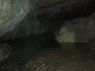 Озеро в гроте Данильча-Коба