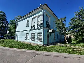 Угловой вид (2024)