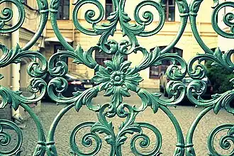 Решётка, фрагмент