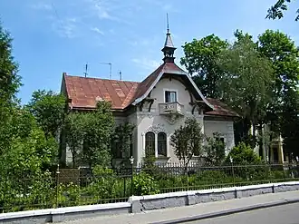 Небольшой особняк