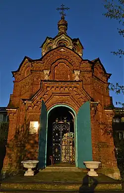 Вход в часовню