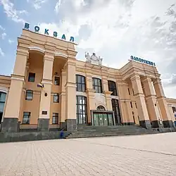 Главный фасад