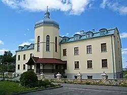 Служебный корпус Василианского монастыря