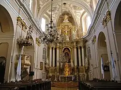 Внутренний интерьер Успенского костёла