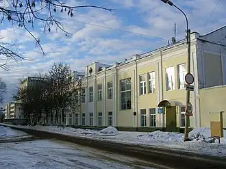 Здание, в котором располагалась фабрика-кухня