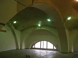 Сохранившиеся своды Круглого депо на втором этаже 2009.