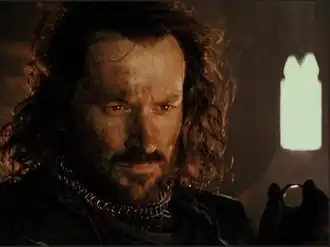 Исильдур в исполнении Гарри Синклера в трилогии Властелин колец