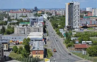 Улица Аделя Кутуя с высоты жилого комплекса «Ладья»