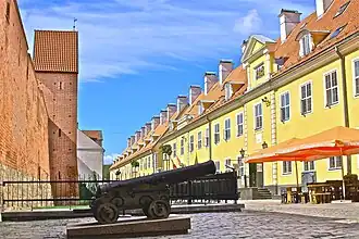 Вид на казармы со стороны улицы Вальню (Крепостной)