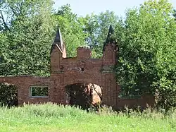 Усадебно-парковый комплекс Мирских, конец XIX - начало XX в. в д. Каменполье