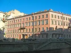 Казначейская, 1