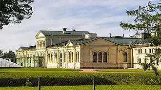 Главное учебное здание, Михайловская дача