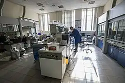 Лаборатория кафедры полимеров и кристаллов