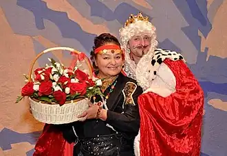 Художественный руководитель Московского детского профессионального театра "Бемби" Наталья Бондарчук и Павел Гайдученко после спектакля Снежная Королева