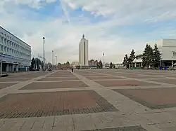 Площадь Ленина и гостиница "Венец".