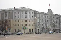 Дом 15 показан слева