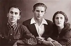 Полковник П.&nbsp;И.&nbsp;Воскресенский с семьёй, Краснодар, май 1941&nbsp;года.