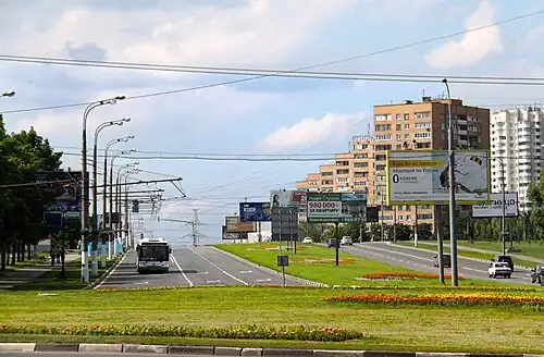 Пролетарский проспект Москвы.Вид с Луганской улицы.