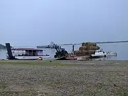 Сено заготавливается в долине Амура и на пароме доставляется в село