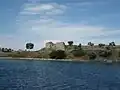 Руины на греческом побережье Эгейского моря.