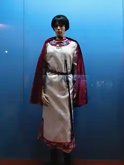 Согдийская мужская одежда Афрасиаба (Самарканд, Узбекистан). Национальный музей Таджикистана, Душанбе.