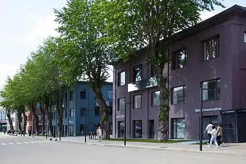 Один из бывших цехов