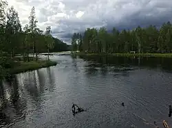 Вид по течению