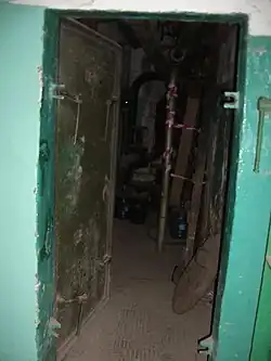 Вход с лестницы в помещение для фильтров, 2011