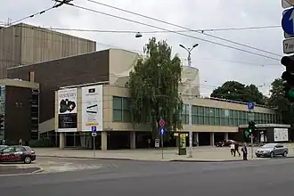 Главный фасад театра