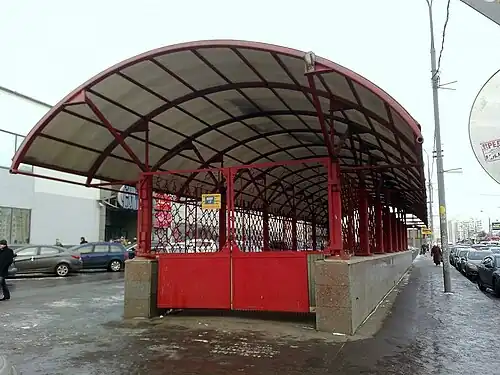 Технический павильон западного вестибюля. 19 апреля 2024 года