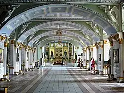 Первый этаж трапезной Знаменского собора. Вид с запада на восток