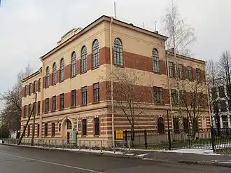 Дом 29. Здание бывшей Новодеревенской земской школы, объект культурного наследия