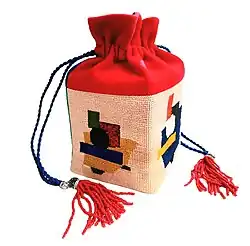 Сумочка по эскизу Ивана Клюна. Авторы: Наталья Толстых (вышивка), Анна Толстикова (дизайн и сборка)