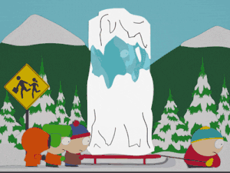 Ребята везут «доисторического человека» в глыбе льда