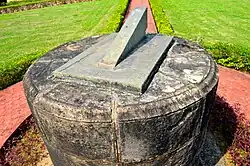 Горизонтальные часы в Конараке