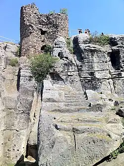 Руины башни