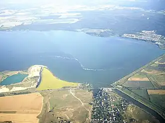 Вид на водохранилище с самолёта