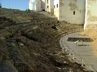 Развалины театра