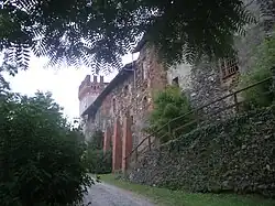 Замок в Кастелламонте