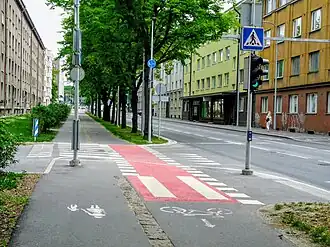 Перекрёсток с улицей Кульбарси