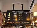 Табло, показывающее время отправления поездов