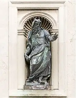 Моисей. Статуя в нише на фасаде церкви Сан-Франческо-делла-Винья в Венеции. 1592. Бронза