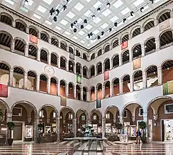 Внутренний двор. Нноябрь 2016 г.